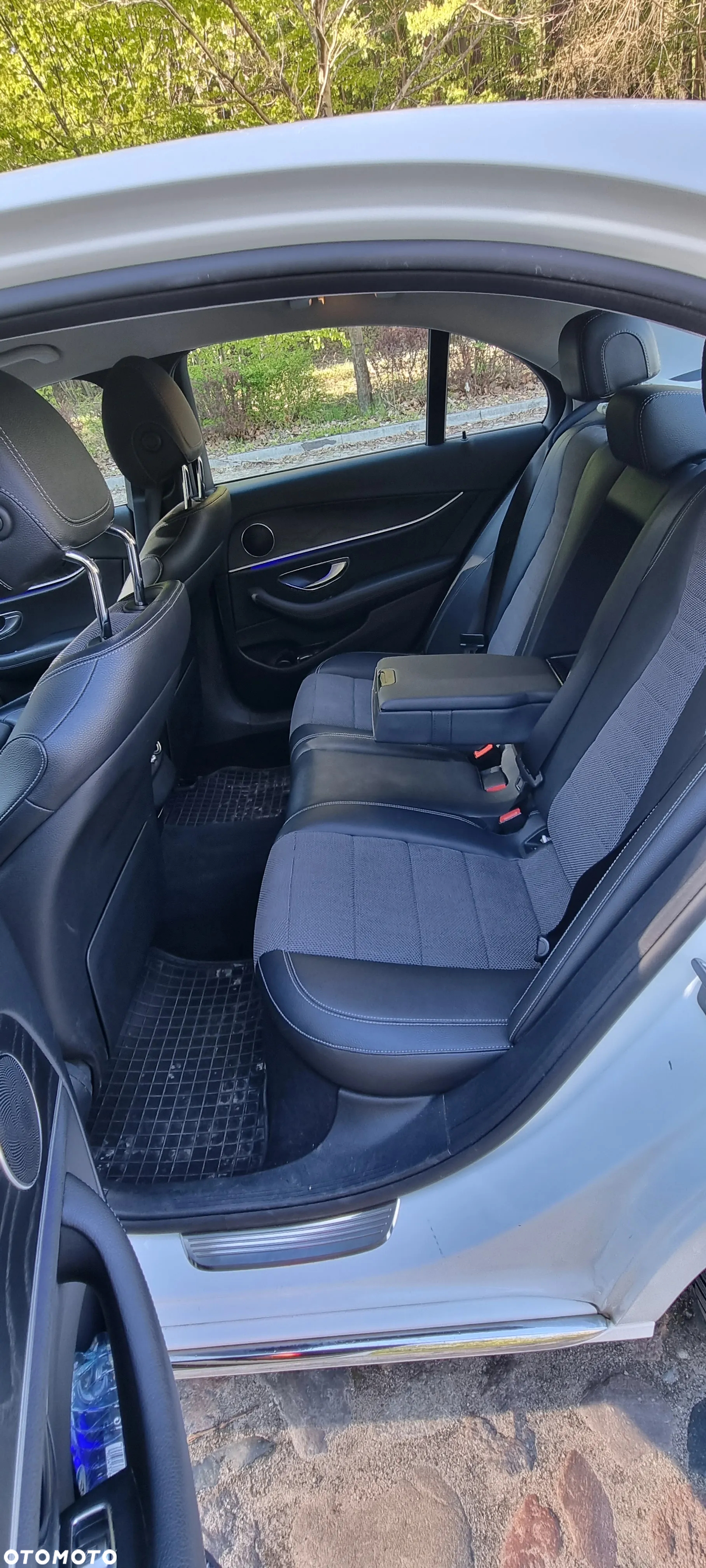 Mercedes-Benz Klasa E 200 9G-TRONIC - 12