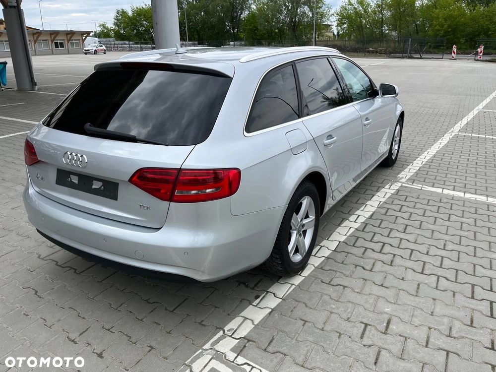 Audi A4 Avant 2.0 TDI Multitronic - 6