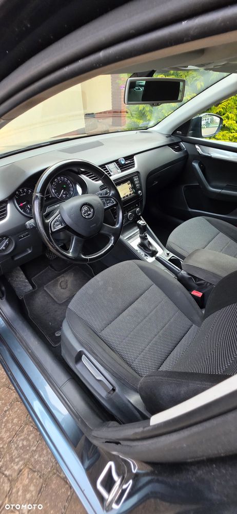 Skoda Octavia 2.0 TDI (Green tec) 4x4 DSG RS - 9