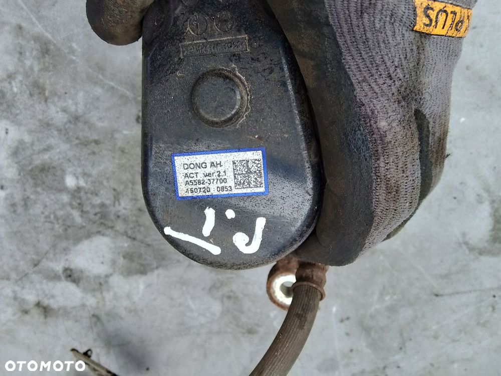 zacisk hamulcowy prawy tył kia ceed ii 12- a5582-37700 - 2