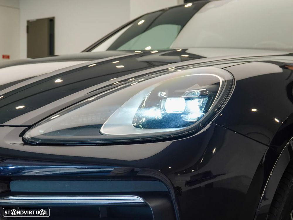 Porsche Cayenne - 26