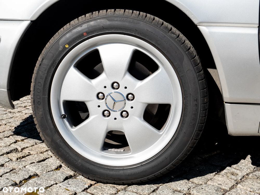 Mercedes-Benz SL 500 - 12