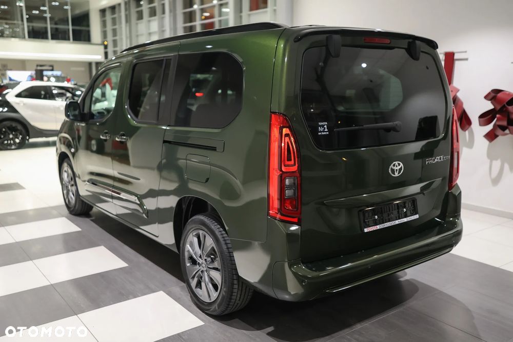 Toyota Proace City Verso Long 1.5 D-4D Family - 4