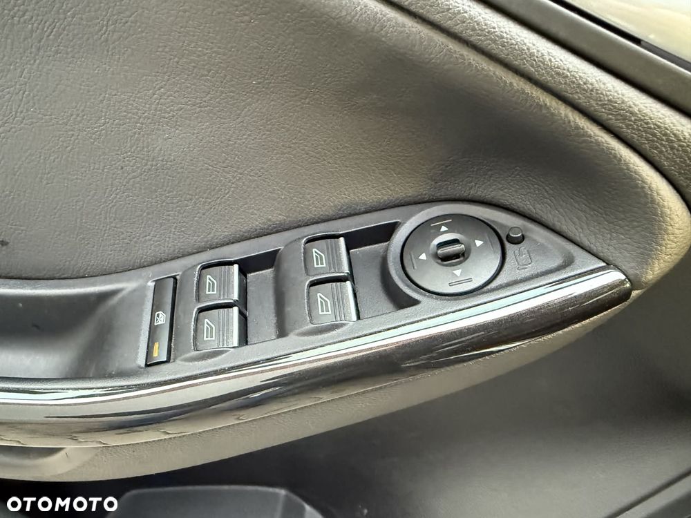 Ford Focus 2.0 TDCi Titanium ASS - 17