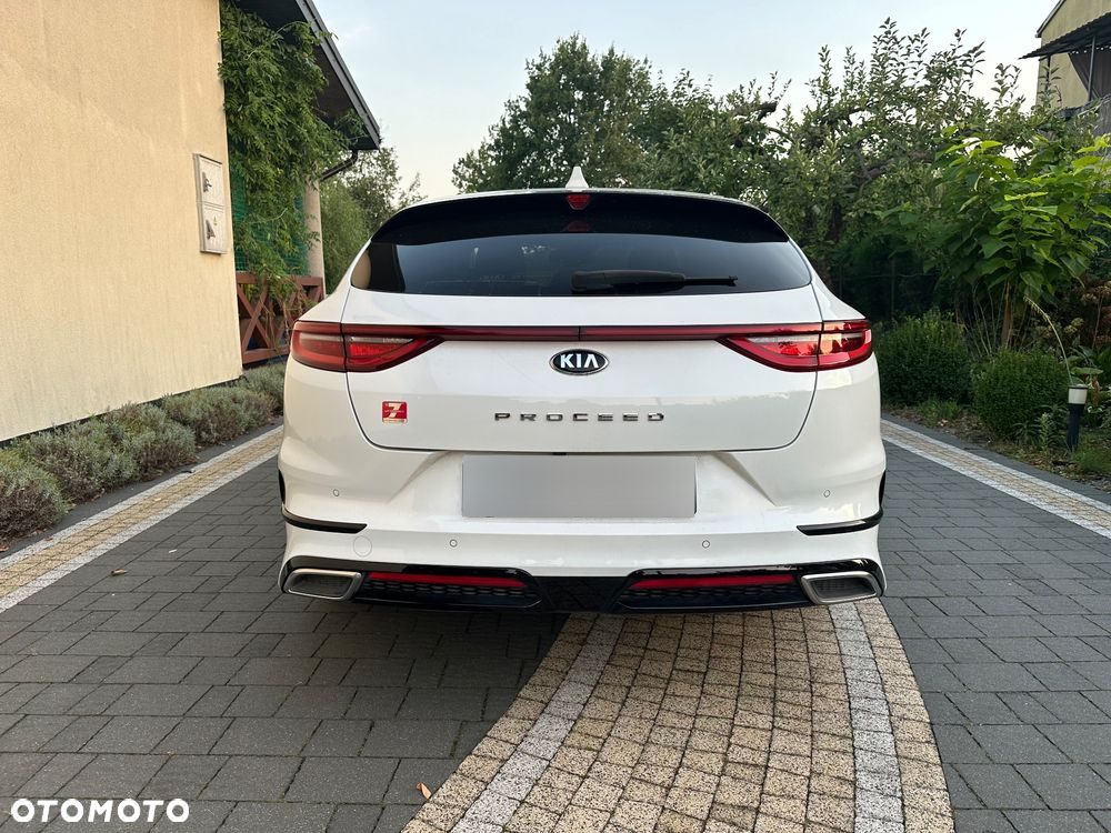Kia ProCeed 1.6 CRDi GT Line DCT - 12