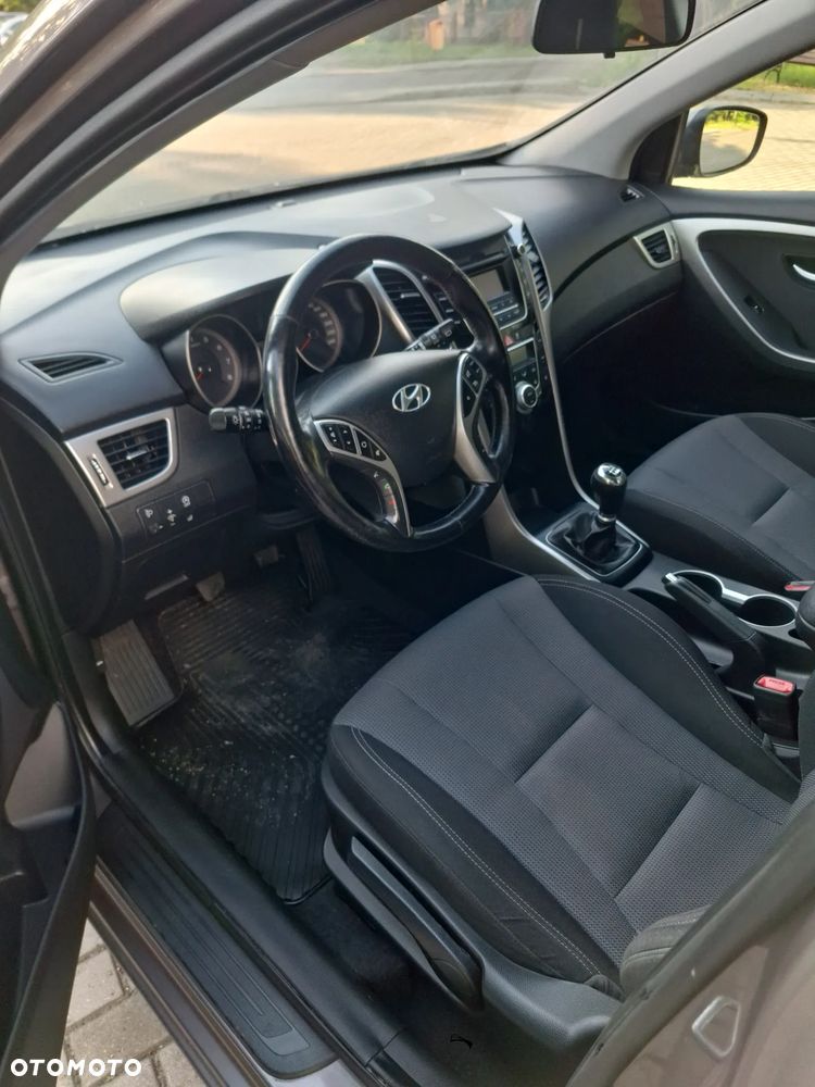 Hyundai i30 1.6 GDI Style - 11