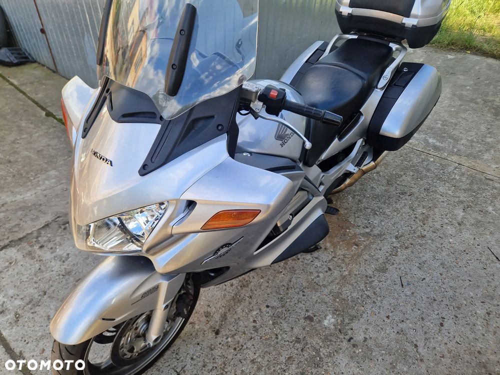 Honda ST - 5