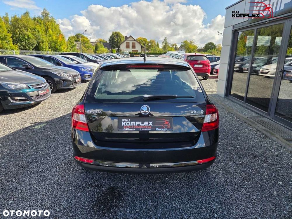 Skoda RAPID - 6