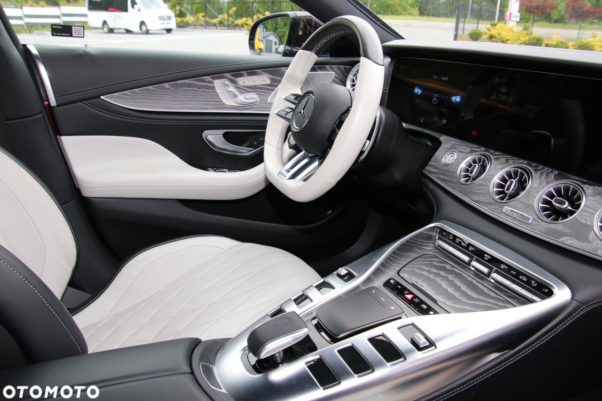 Mercedes-Benz AMG GT 53 4-Matic+ - 18