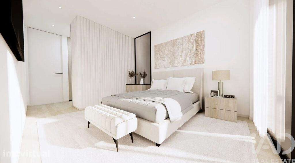 Apartamento T4 em Fânzeres e São Pedro da Cova de 140,00 m2 - Grande imagem: 2/8