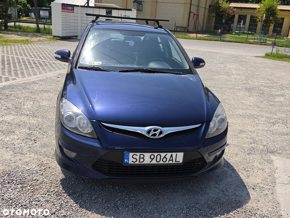 Hyundai i30 1.6 CRDi Comfort EU5 - 6