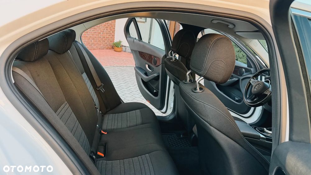 Mercedes-Benz Klasa C 200 4-Matic 7G-TRONIC - 20