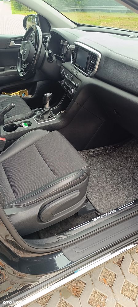Kia Sportage 1.6 GDI 2WD Black Edition - 6