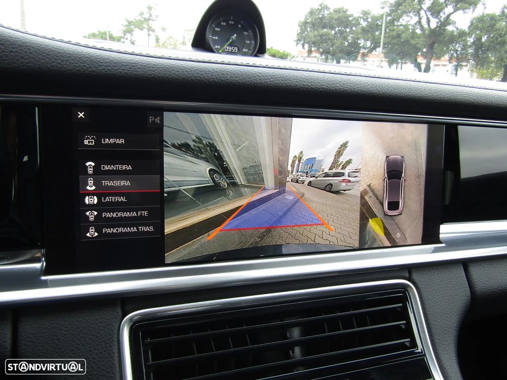 Porsche Panamera 4 E-Hybrid - 22