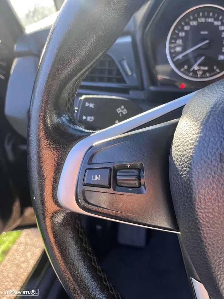 BMW 216 Gran Tourer d Line Sport - 27