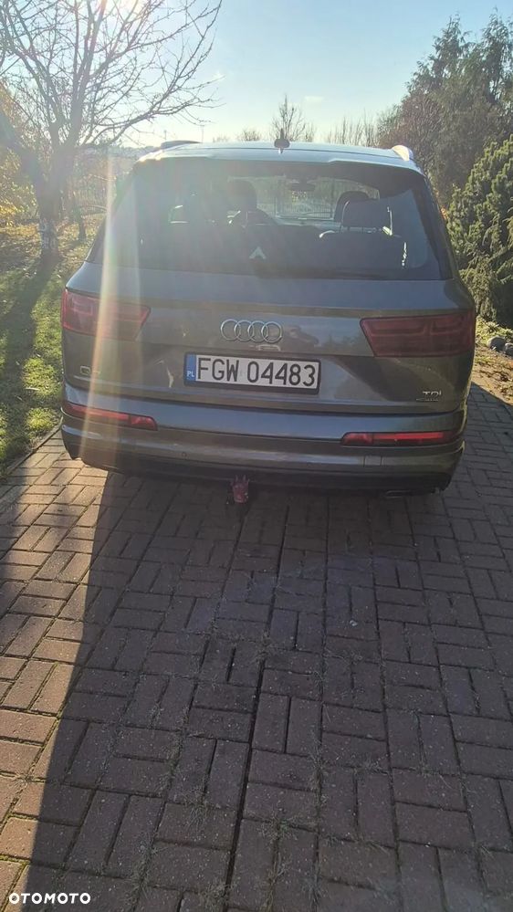 Audi Q7 - 4