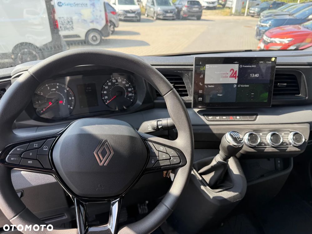 Renault Nowy Master - 8