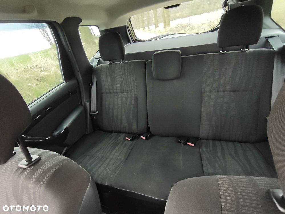 Dacia Duster 1.6 Laureate - 28