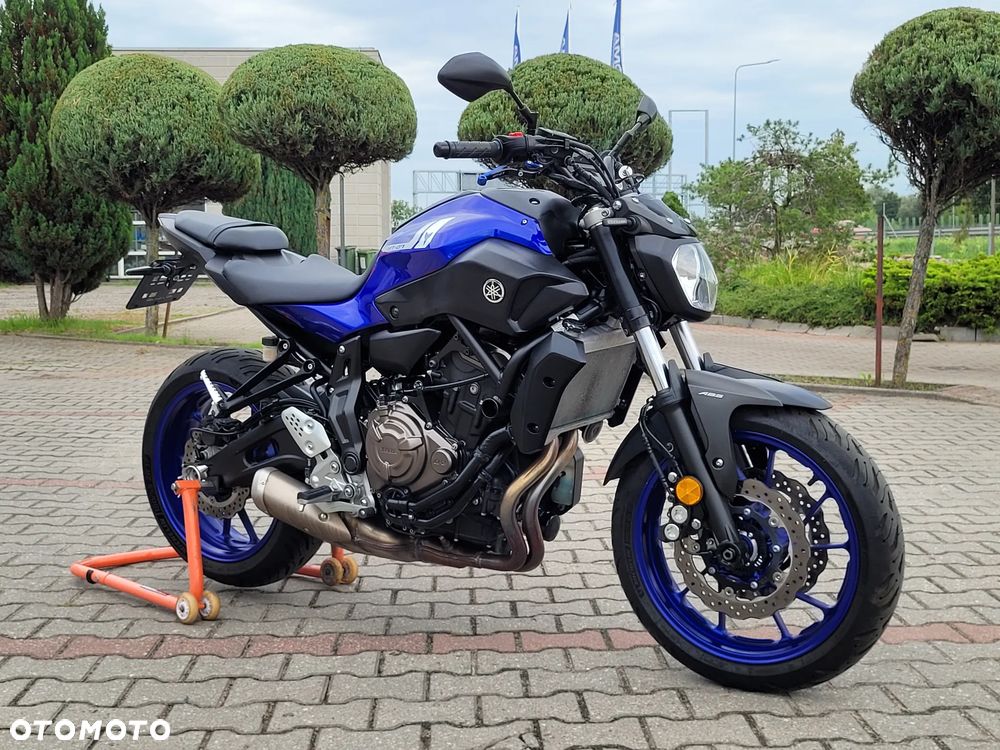 Yamaha MT - 19