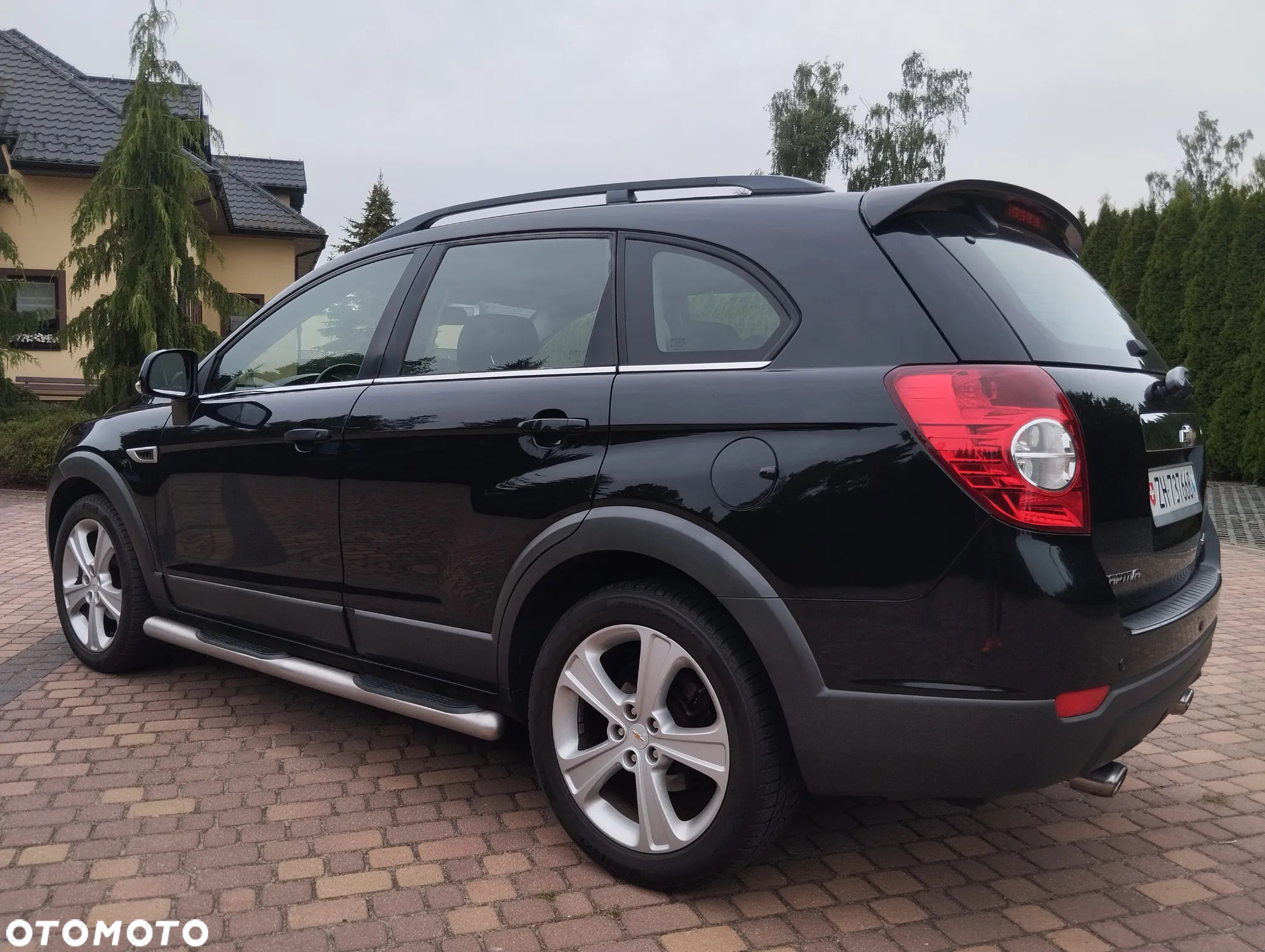 Chevrolet Captiva 2.4 AWD LT+ - 3