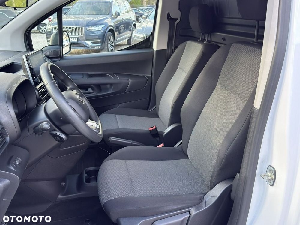 Toyota Proace City - 12