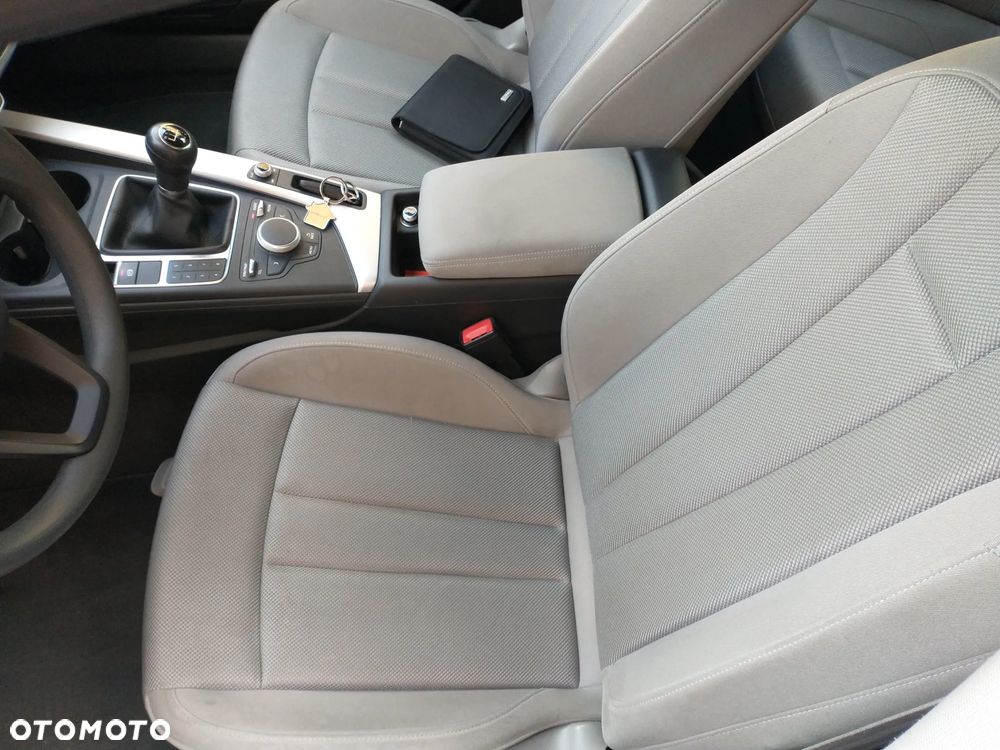 Audi A4 Avant - 21