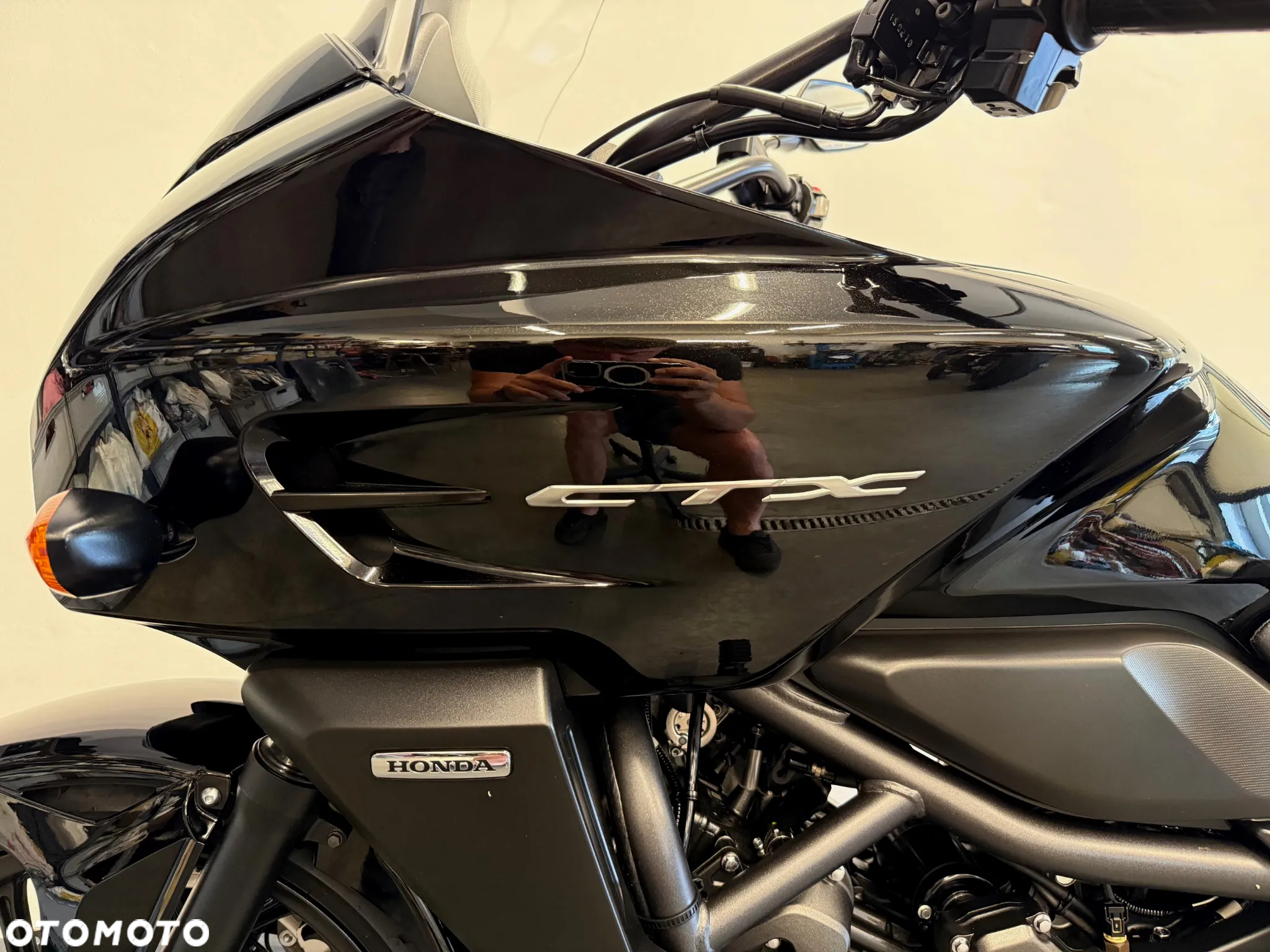 Honda CTX - 21