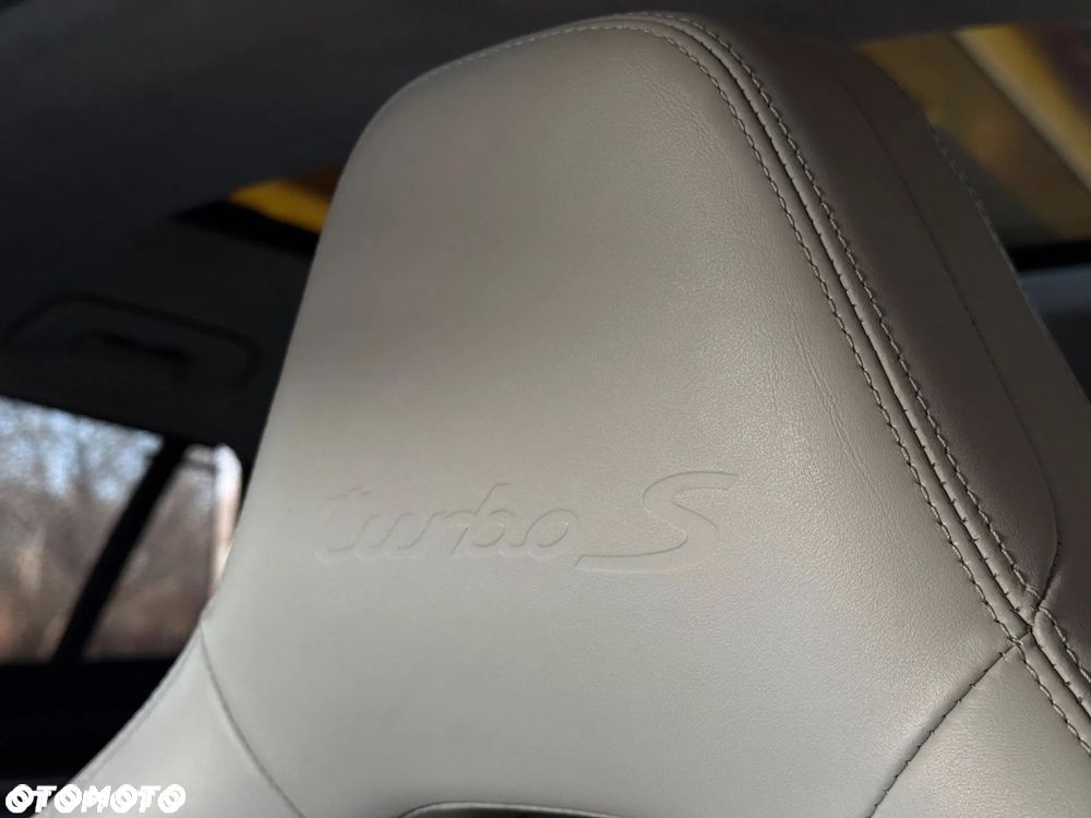 Porsche Panamera Turbo S E-Hybrid GPF - 23