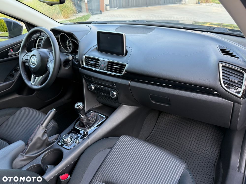 Mazda 3 - 15