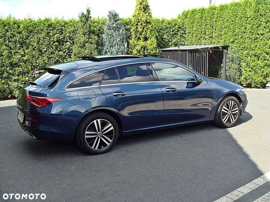 Mercedes-Benz CLA 250 e PHEV Progressive 8G-DCT - 4