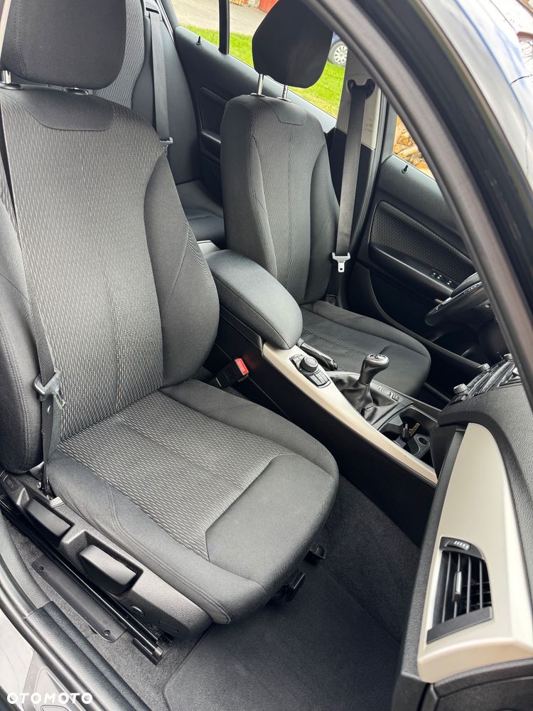 BMW Seria 1 116d - 15