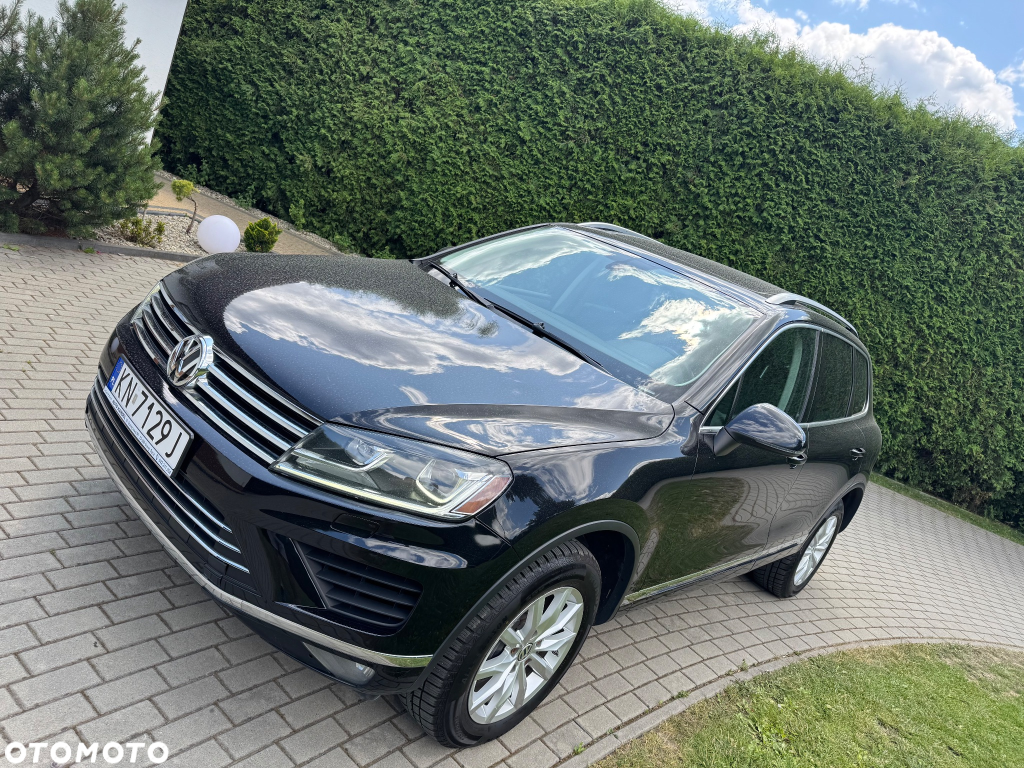Volkswagen Touareg - 2