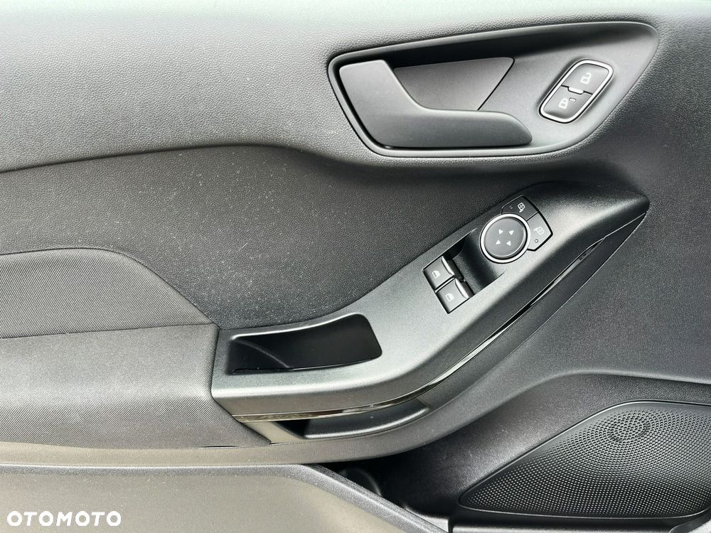 Ford Fiesta 1.1 S&S TREND - 25