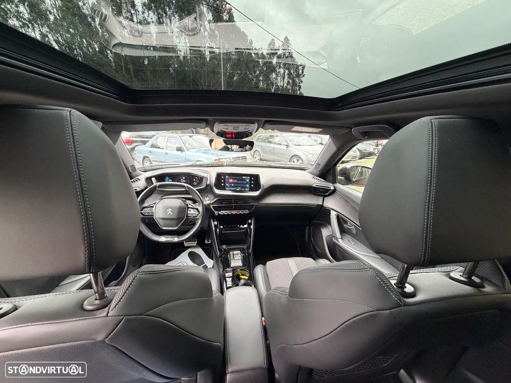 Peugeot e-2008 50 kWh GT Line - 12