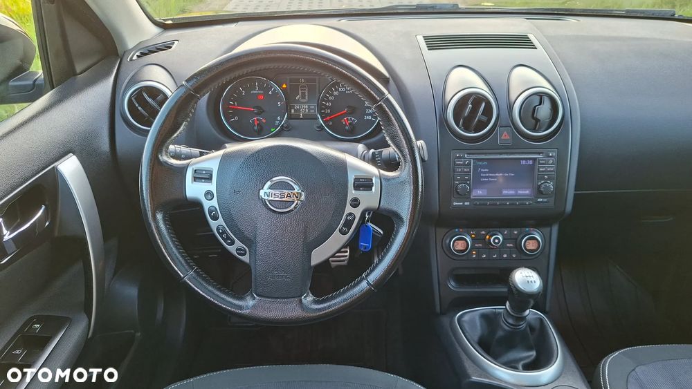 Nissan Qashqai 2.0 dCi Visia EU5 - 8