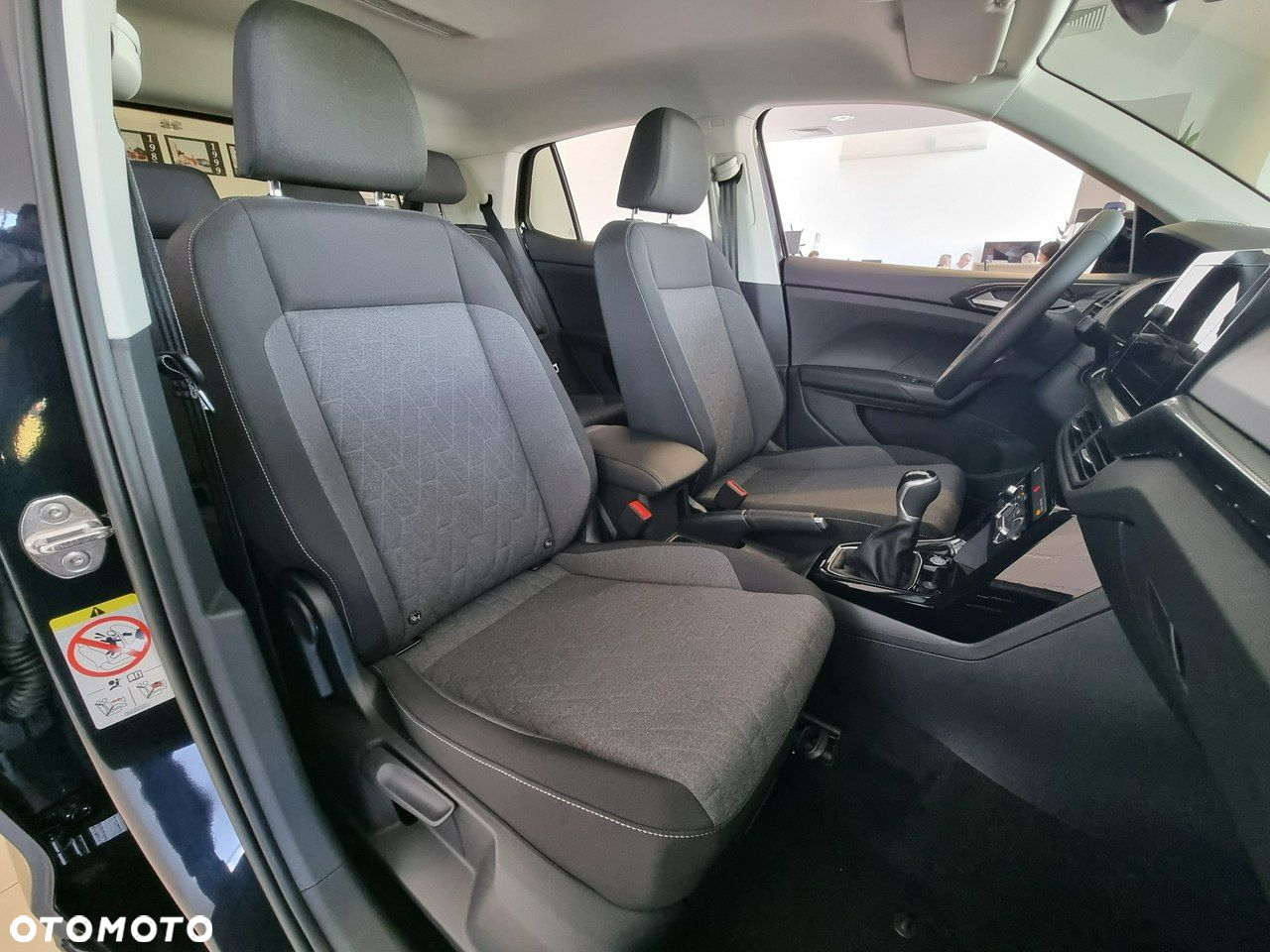 Volkswagen T-Cross - 13