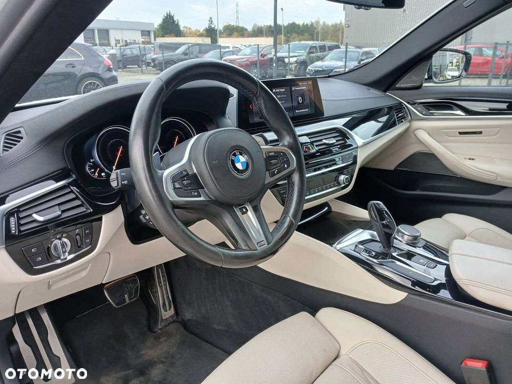 BMW Seria 5 540i xDrive M Sport sport - 11