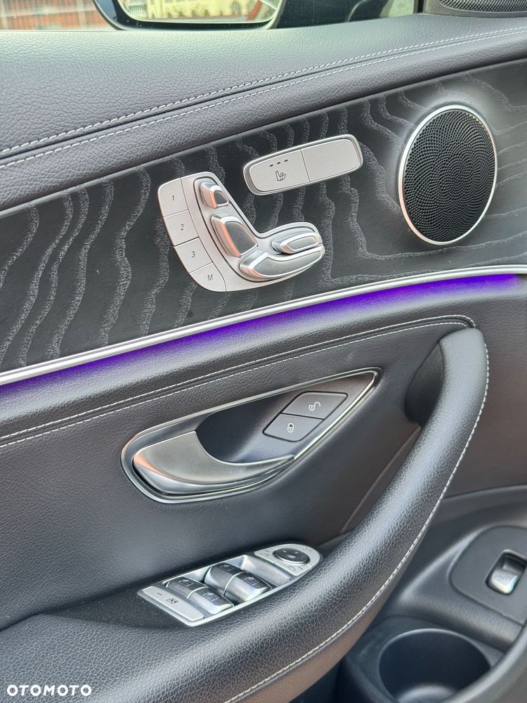 Mercedes-Benz Klasa E 220 d 4-Matic AMG - 10