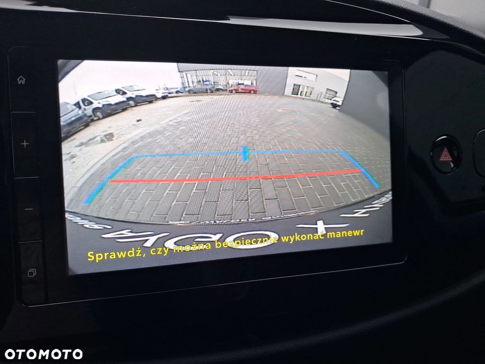 Toyota Aygo X Hybrid 1.5 Style e-CVT - 23