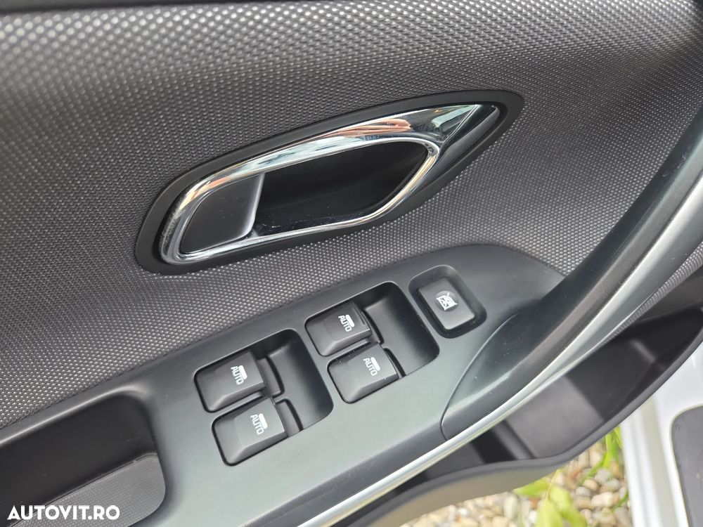 Kia Ceed 1.6 CRDi 128 Fifa World Cup Edition - 14