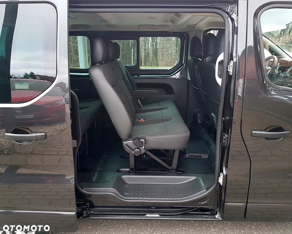 Opel Vivaro - 10