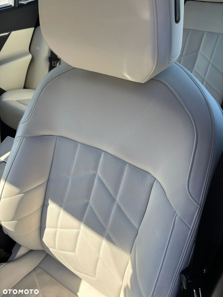 BMW Seria 5 520d xDrive - 34