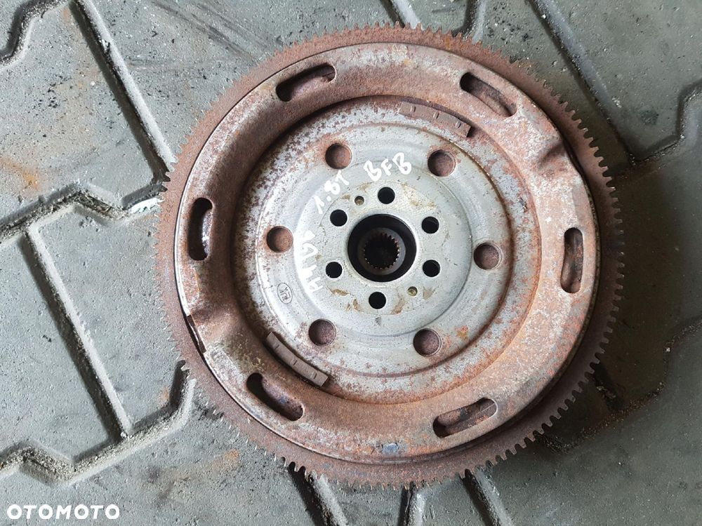 AUDI A4 B6 1.8 T BFB KOŁO DWUMASOWE MULTITRONIC - 1