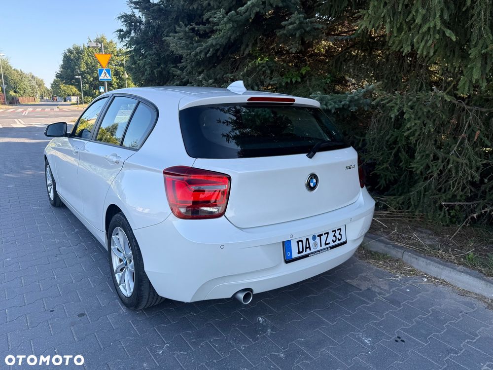 BMW Seria 1 116d EfficientDynamics Edition - 12