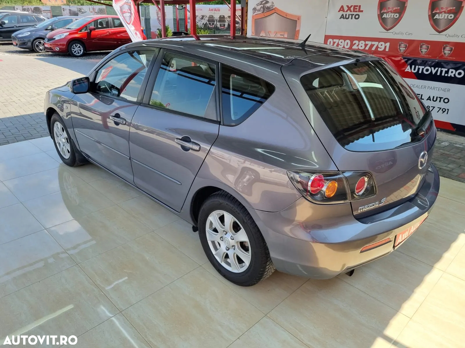 Mazda 3 - 30