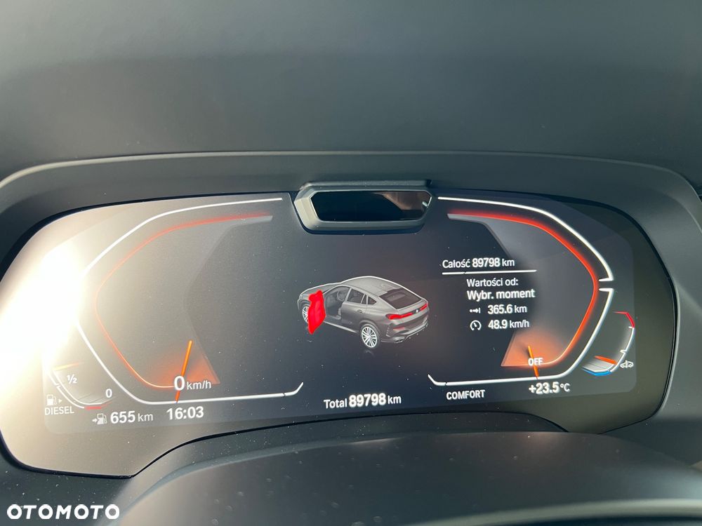 BMW X6 xDrive30d - 16