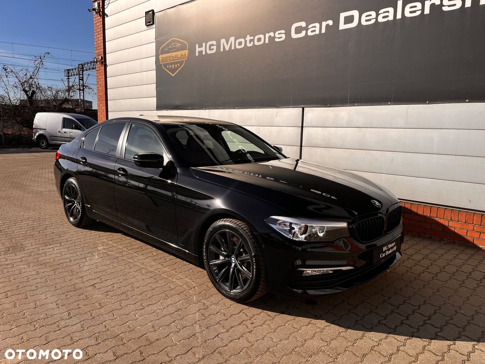 BMW Seria 5 530d Sport Line - 17