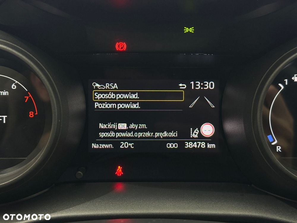 Toyota Yaris 1.5 Comfort - 35