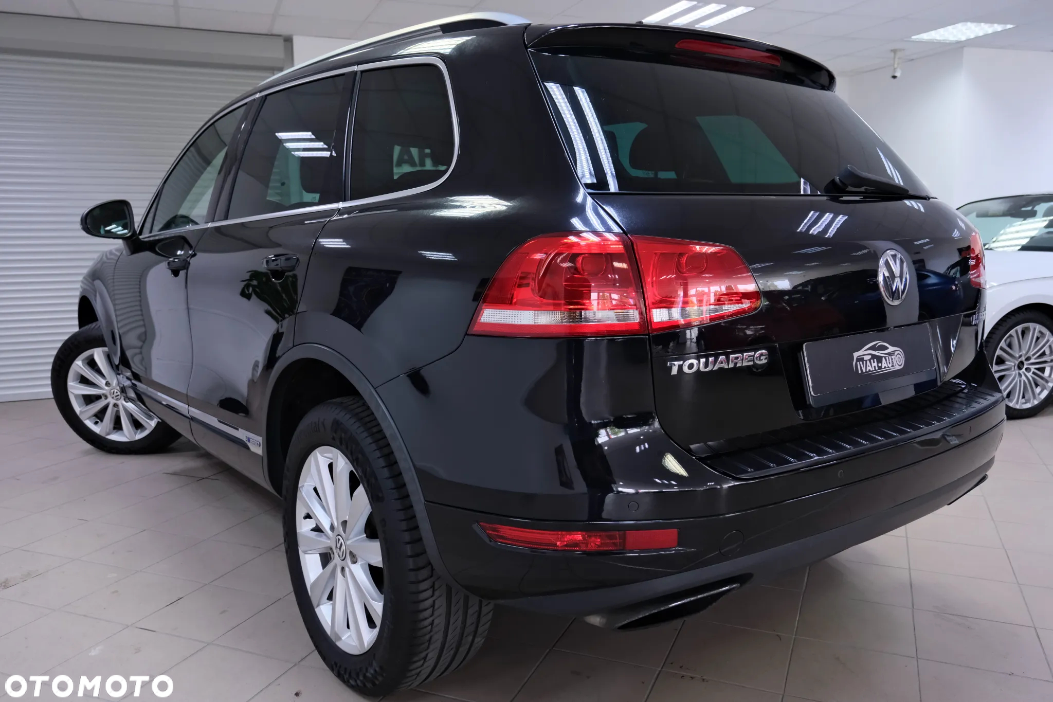 Volkswagen Touareg 3.0 Hybrid Automatik - 10