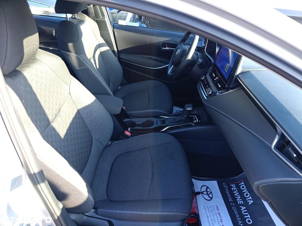 Toyota Corolla 1.8 Hybrid Comfort - 18